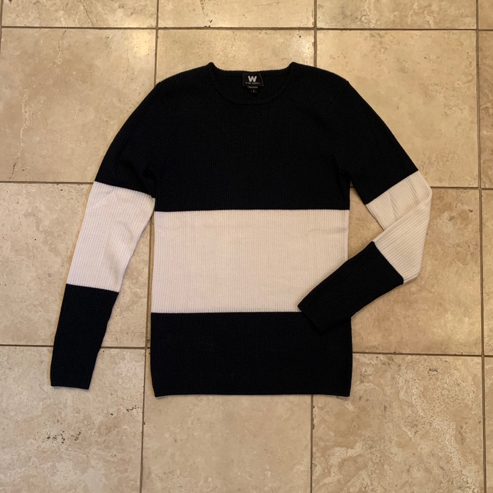 Navy/Winter White wool ribbed crew neck sweater